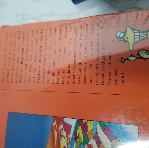 Jurassic Quest Game - Picture 3 of 5